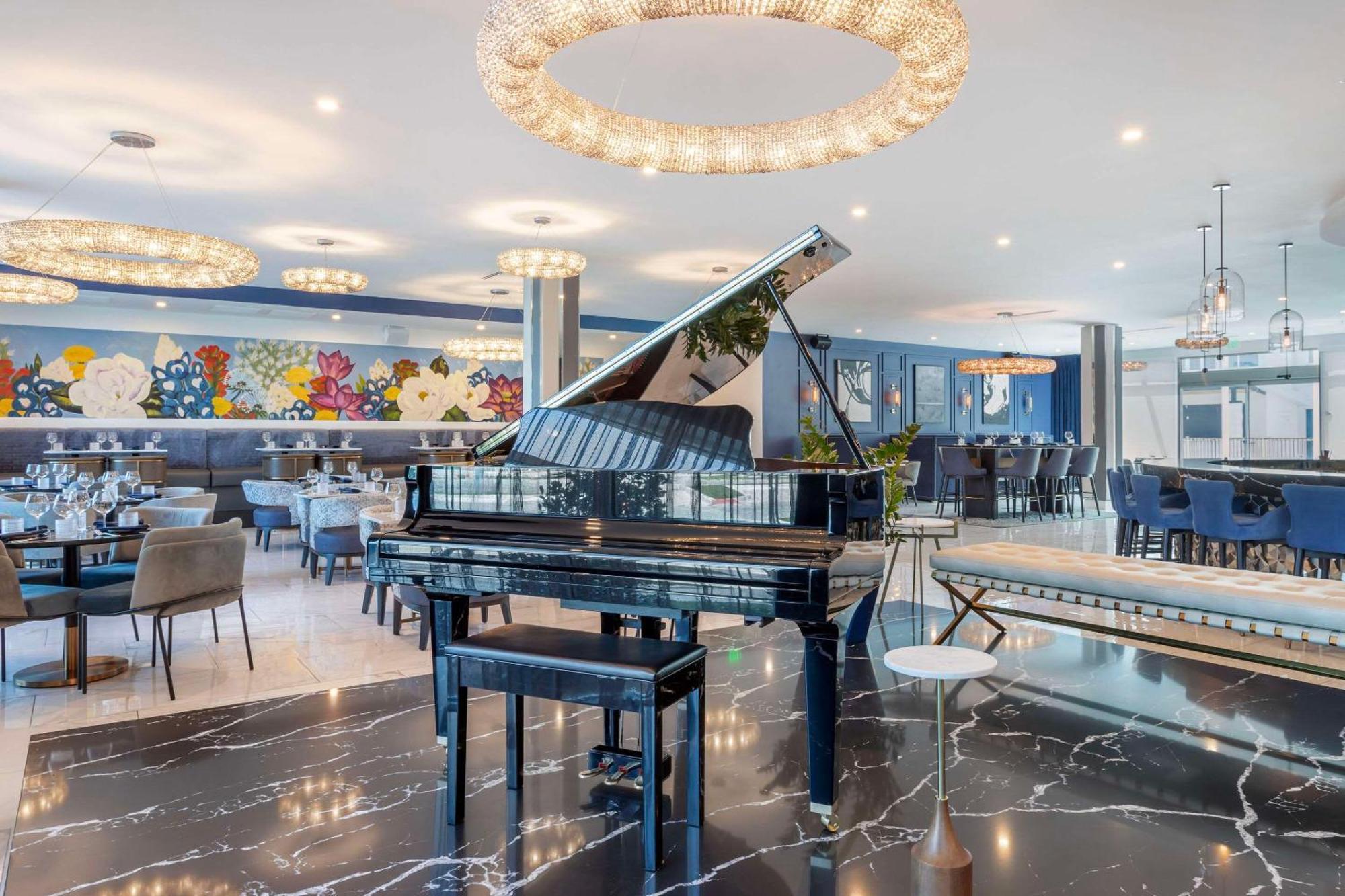 Cambria Hotel Waco University Riverfront Luaran gambar